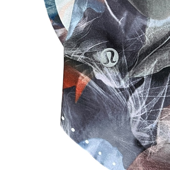 Lululemon Fast And Free High Rise 3” Short Luminescent Floral - Picture 4 of 6